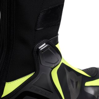 Dainese Axial 2 motorbike boots men black / yellow-fluo 42